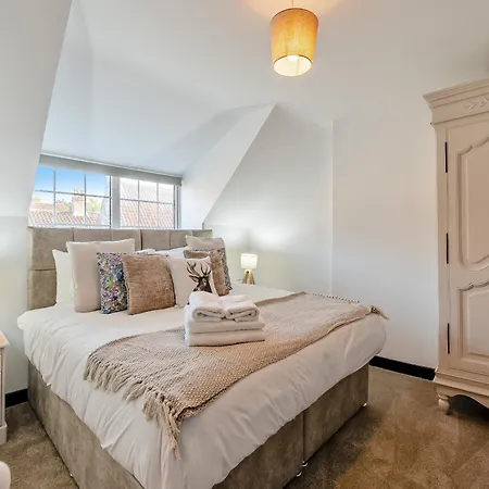 Darla * Thornton Dale